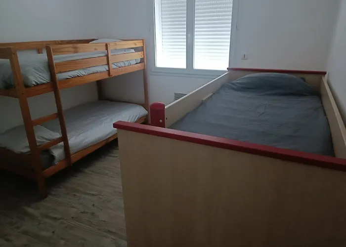 Jolie 20min De Lourdes Asson